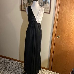 Vintage black and white slip vintage large